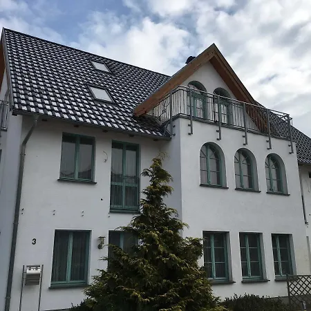 Ferienhaus, Doppelhaushaelfte In Seebad Ahlbeck